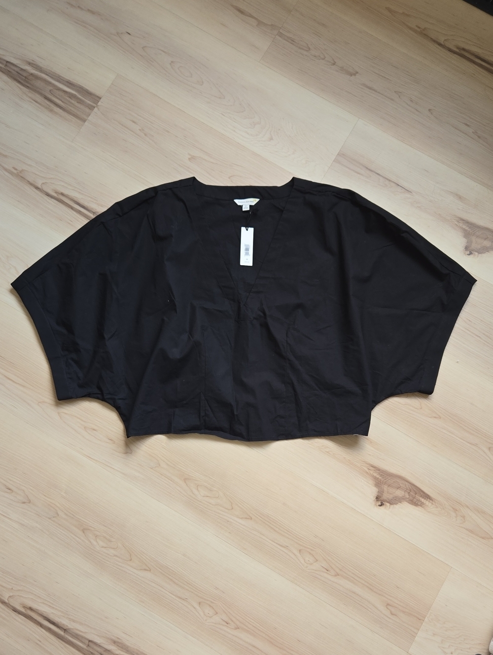 NWT Banana Republic Top, Black, Size Medium